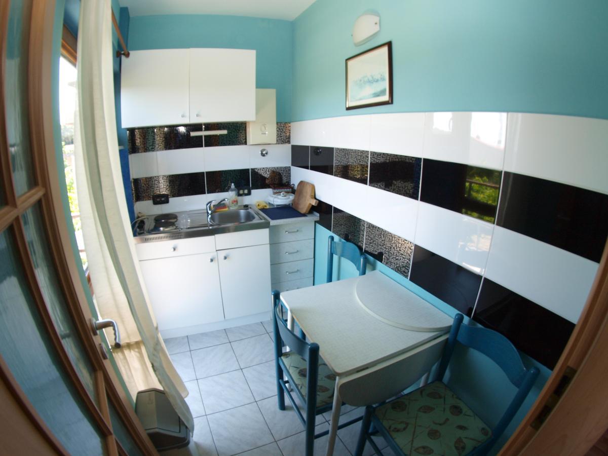 Apartments Slavica 382 Pola Esterno foto