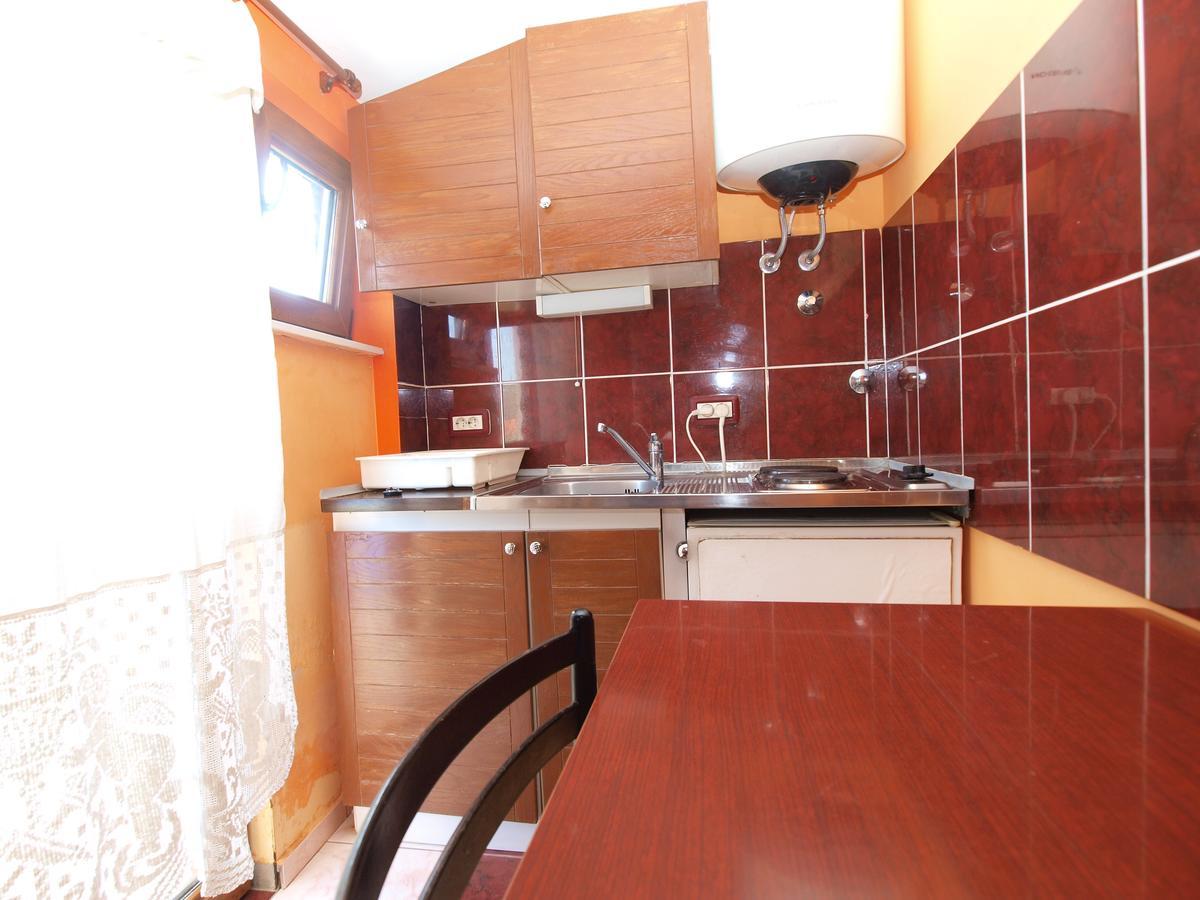 Apartments Slavica 382 Pola Esterno foto