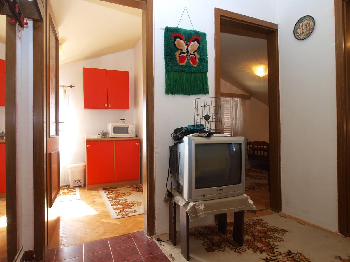 Apartments Slavica 382 Pola Esterno foto